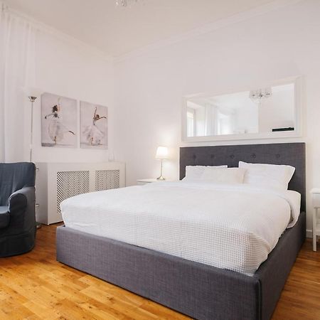 Plac Konstytucji Studio Warschau Buitenkant foto